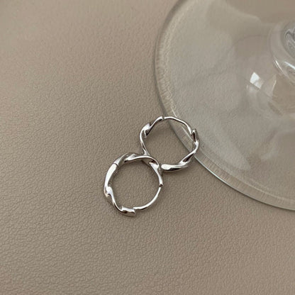 2026 Korean New Simple Temperament Circle Pearl Earrings Fashion Small Versatile Earrings  Jewelry